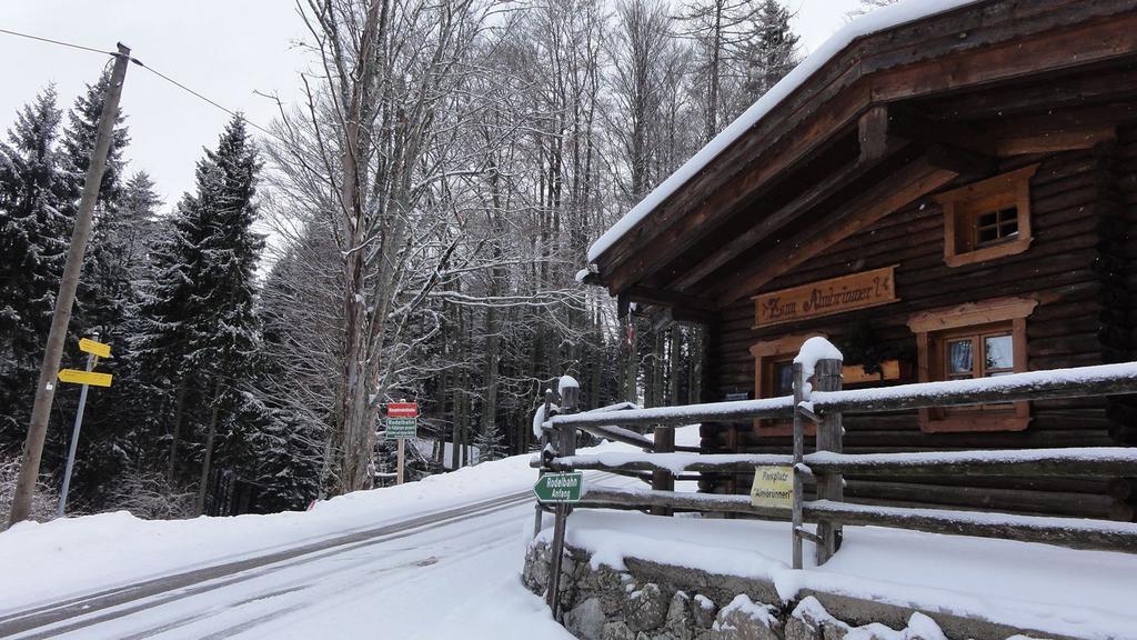 Almbruennerl Die Almhuette Auf Der Raffner Alm Ruhpolding Kamer foto
