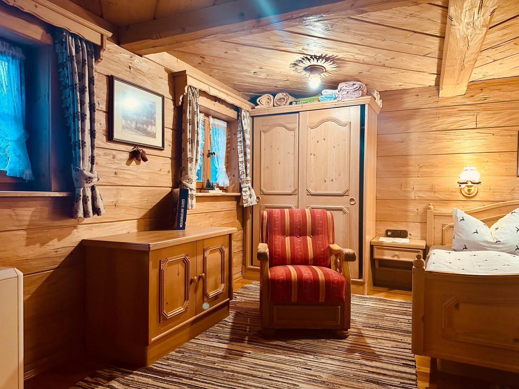 Almbruennerl Die Almhuette Auf Der Raffner Alm Ruhpolding Buitenkant foto