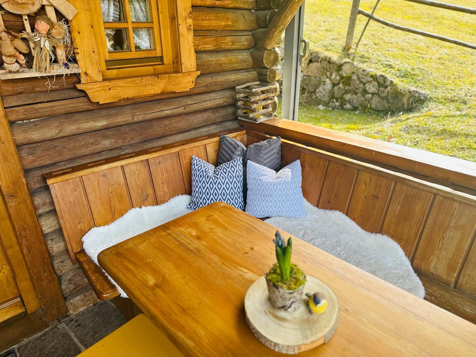 Almbruennerl Die Almhuette Auf Der Raffner Alm Ruhpolding Buitenkant foto