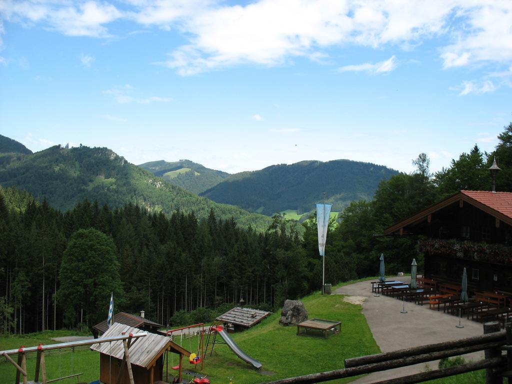 Almbruennerl Die Almhuette Auf Der Raffner Alm Ruhpolding Kamer foto